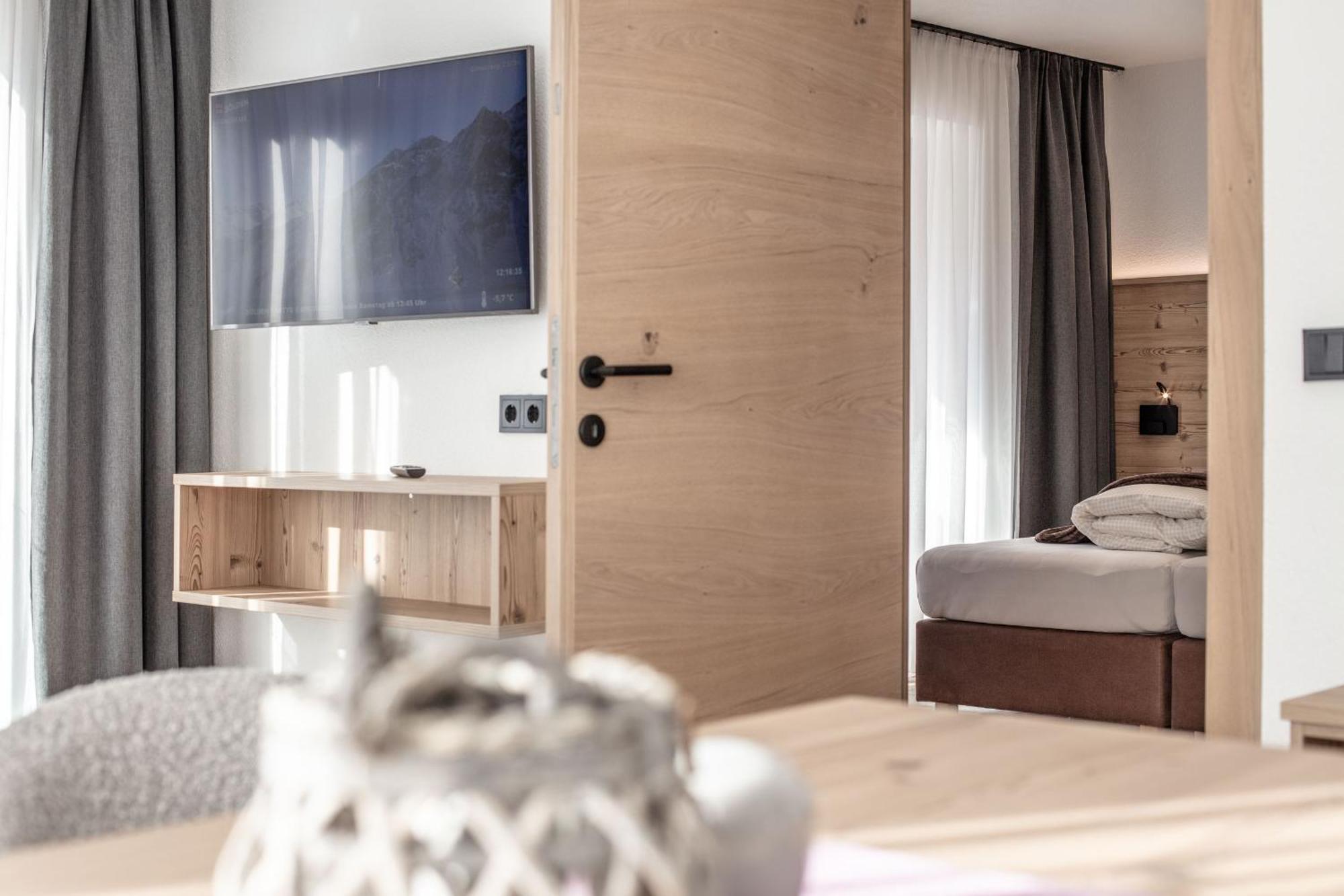 Haus Sonnwend Hotel Solden Ngoại thất bức ảnh